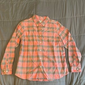 L.L Bean_Long Sleeve Women’s Petite Dress Shirt. (M)